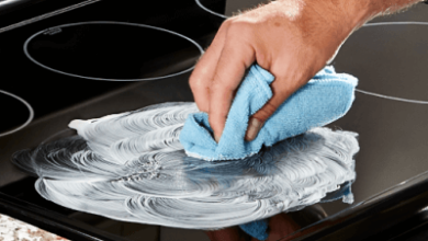induction cooktop cleaning